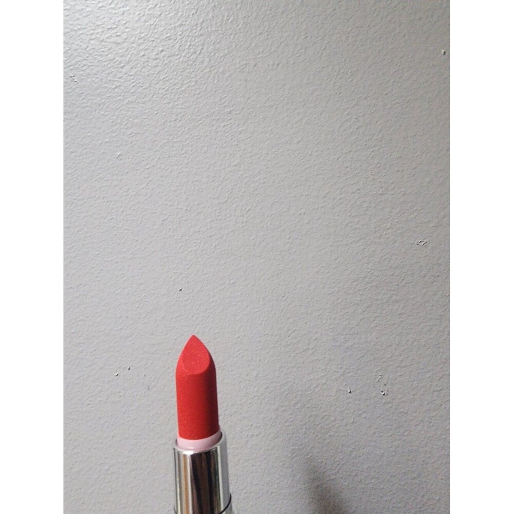 MAC Cosmetics Retro Matte Lipstick 607 Lady Danger Vivid Red - Picture 9 of 9